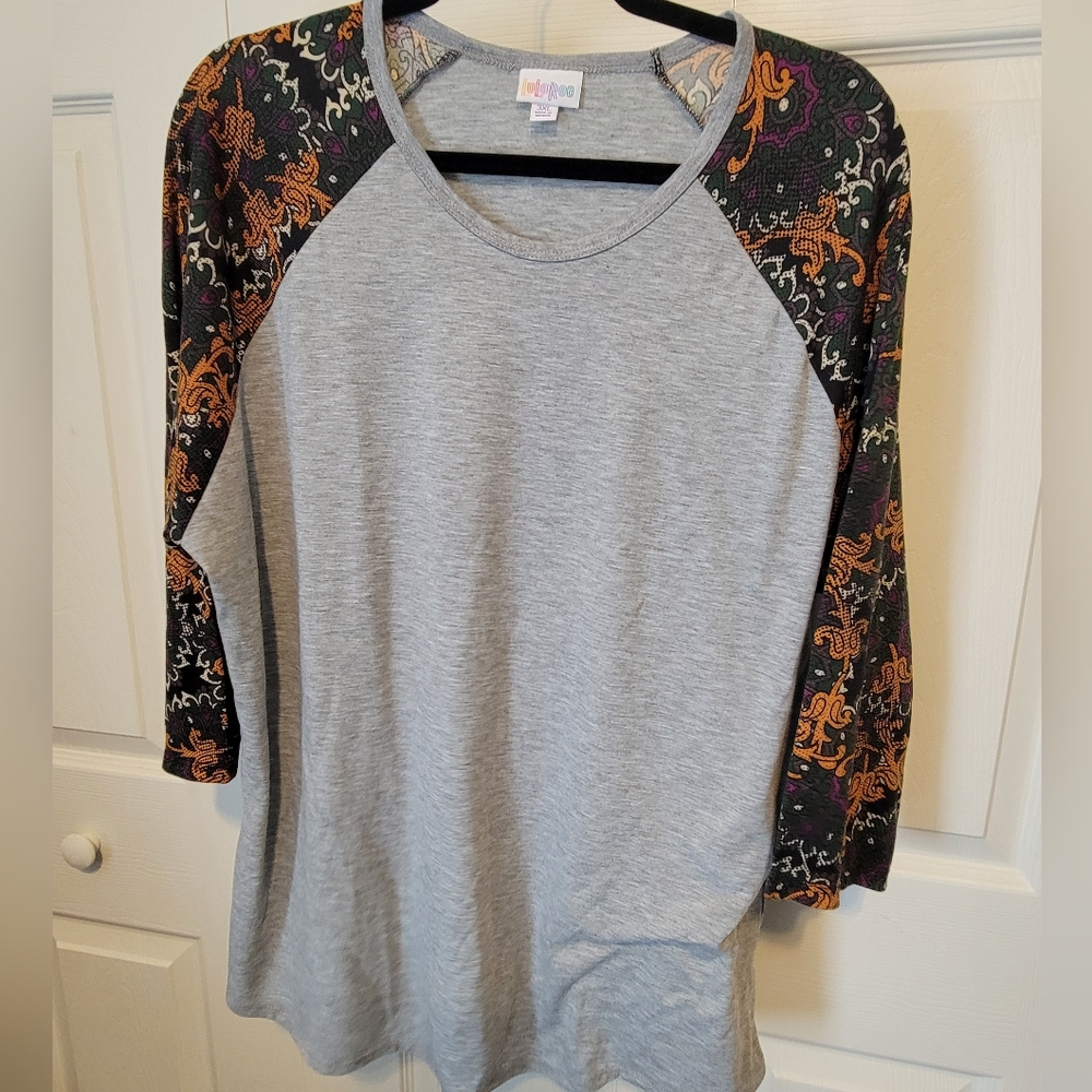 NWOT Women's LulaRoe 3/4th sleeve Top, size 3XL